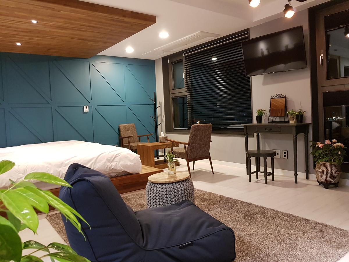 The Luce&House Jeju Exterior foto